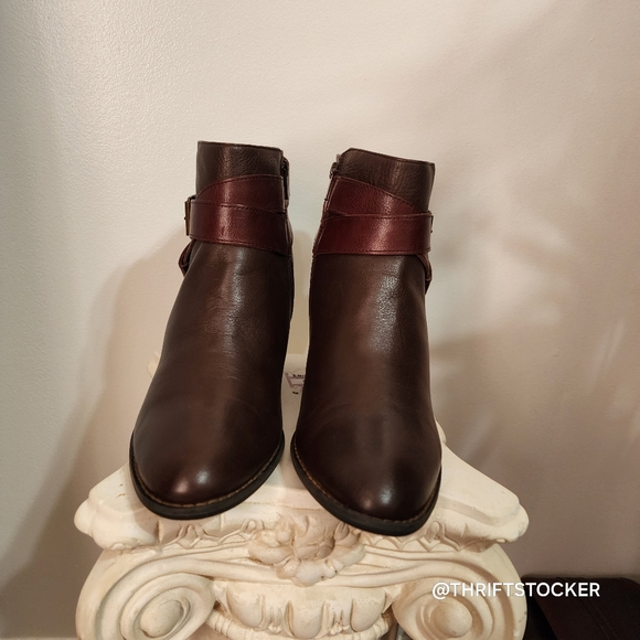 Vionic trinity boots size 11 - Picture 3 of 8